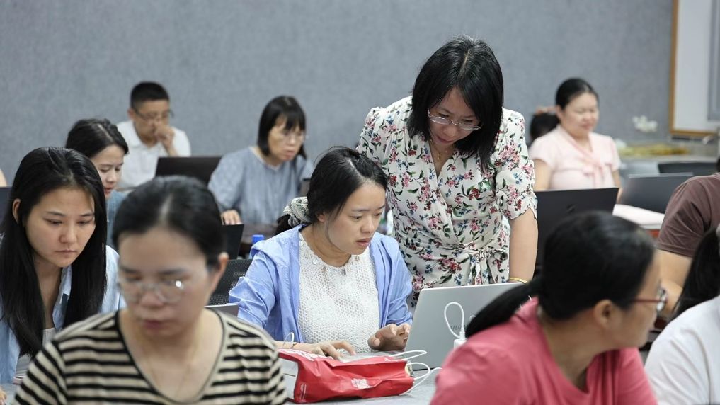 多地加码职业技能培训 以技能照亮就业创业路
